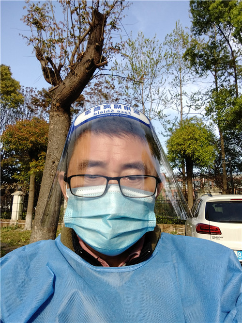 工程师傅1_副本.jpg